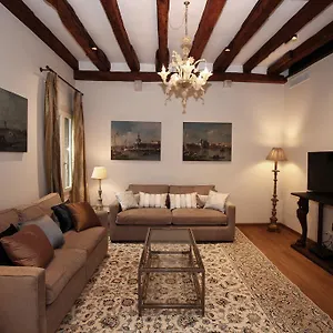 https://le-conterie-blu-e-rosse.hotelinveneto.com